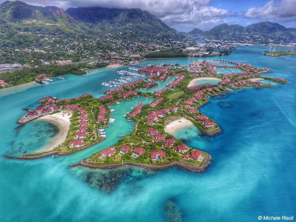 Eden Island Luxury Accommodation Esterno foto